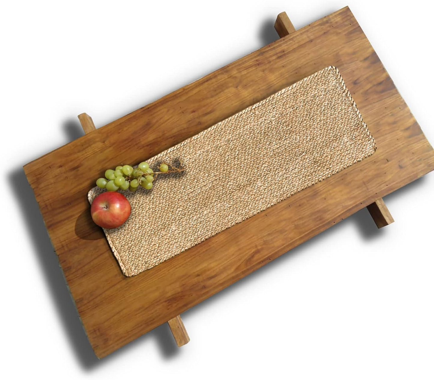 Set of 4 Round Woven Placemats from Natural Water Hyacinth, 13.5 Inch Rattan Heat-Resistant Outdoor Table Mats for Farmhouse and Boho Decor