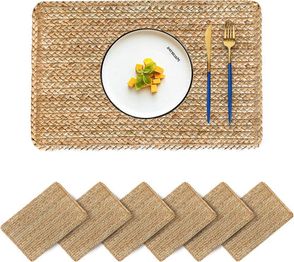 Set of 4 Round Woven Placemats from Natural Water Hyacinth, 13.5 Inch Rattan Heat-Resistant Outdoor Table Mats for Farmhouse and Boho Decor